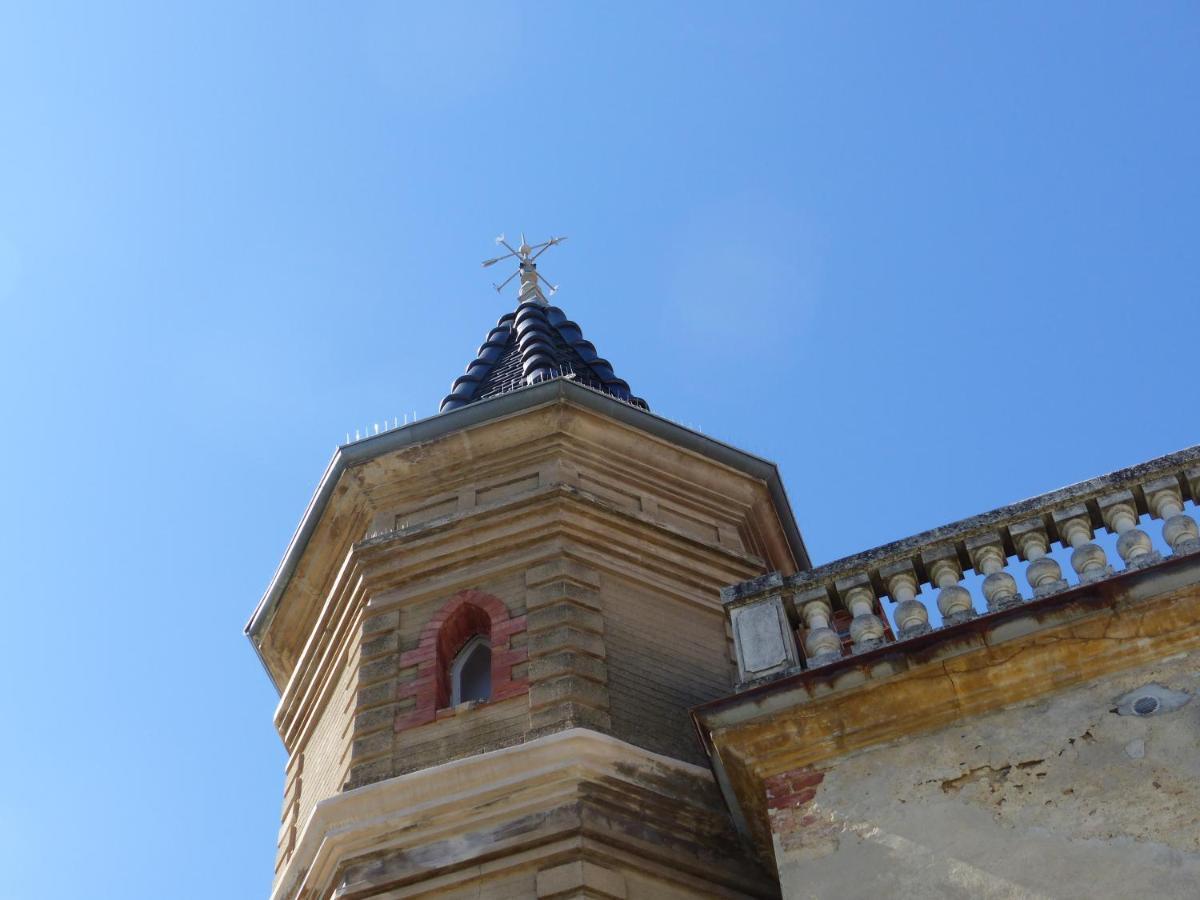 Château du Grand Jardin Valensole Exterior foto